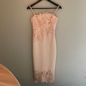 Marciano dress, beautiful details  😍